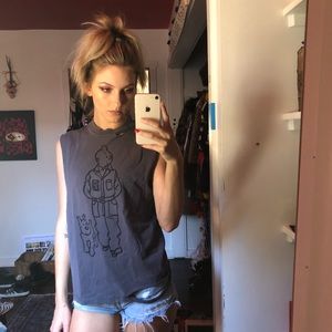 Distressed tin tin muscle tee